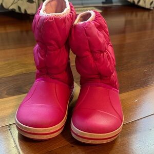 CROCS Kids Fuchsia Winter Boots